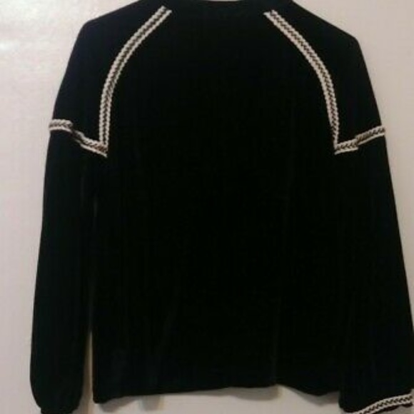 Elodie Black Red Floral Embroidered Velvet Jacket - Picture 5 of 5